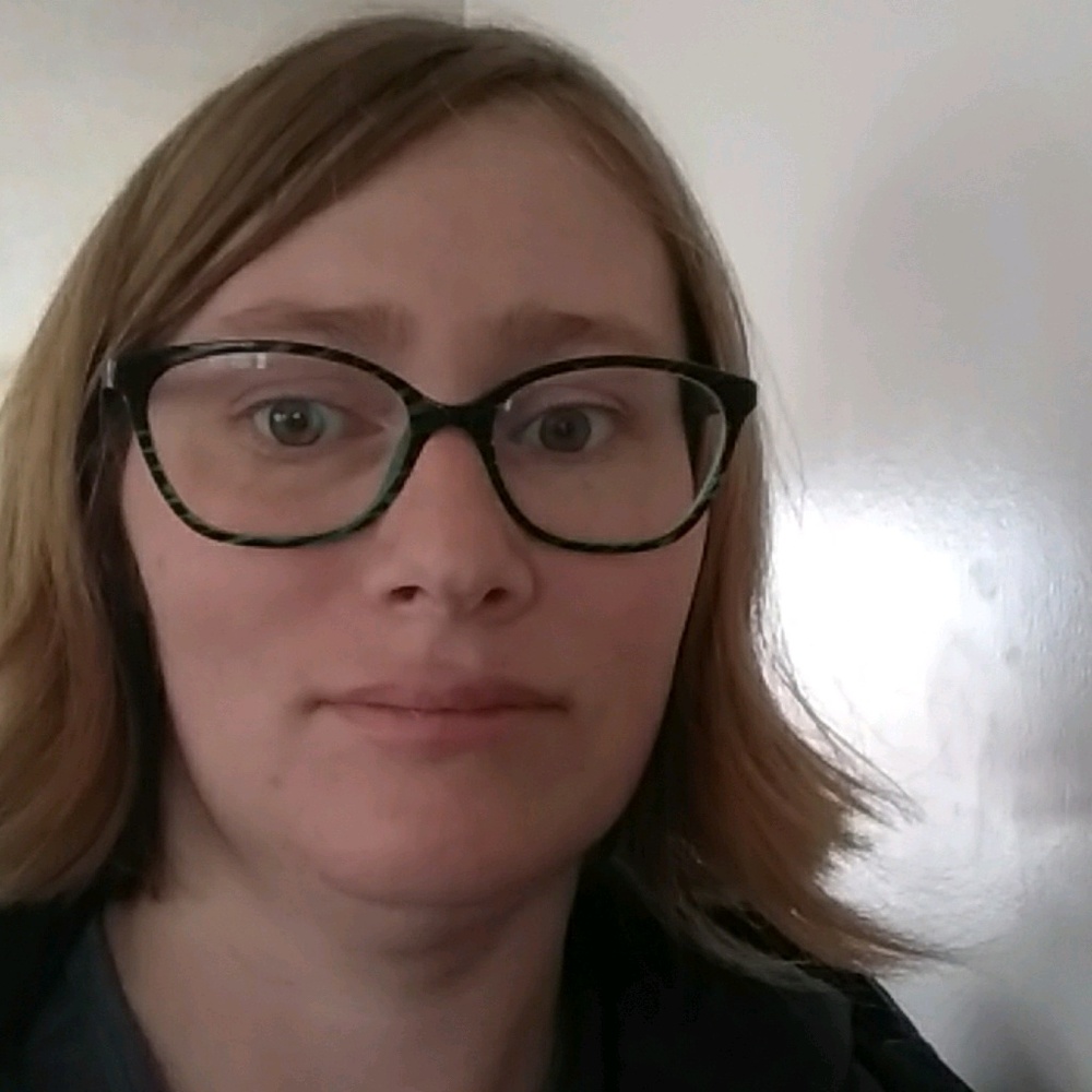 Meet your Posher, Iris